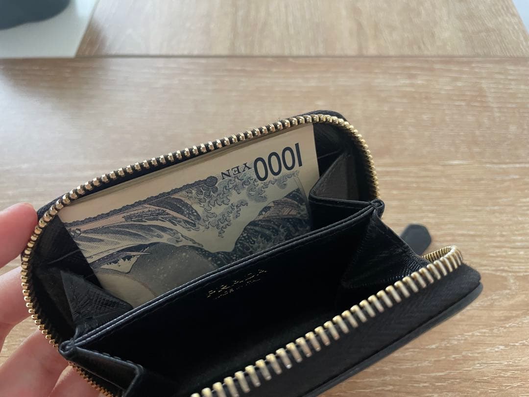 【☆値下げしました☆】PRADA ケース ブラック