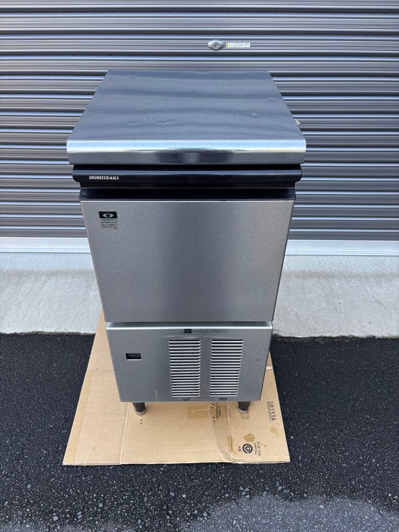 s*a様 製氷機　ホシザキ IM-25M形　送料無料　足つき