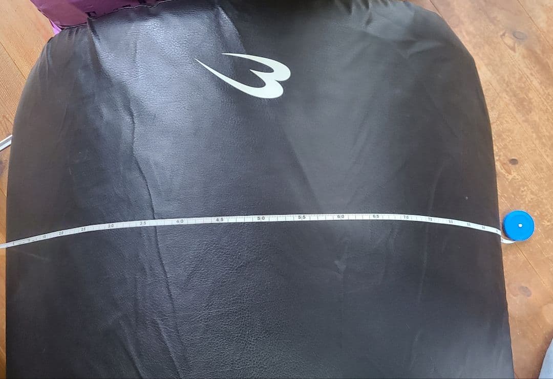 ボディメーカー ビッグミット　縦約100cm×横約850×厚み約12cm