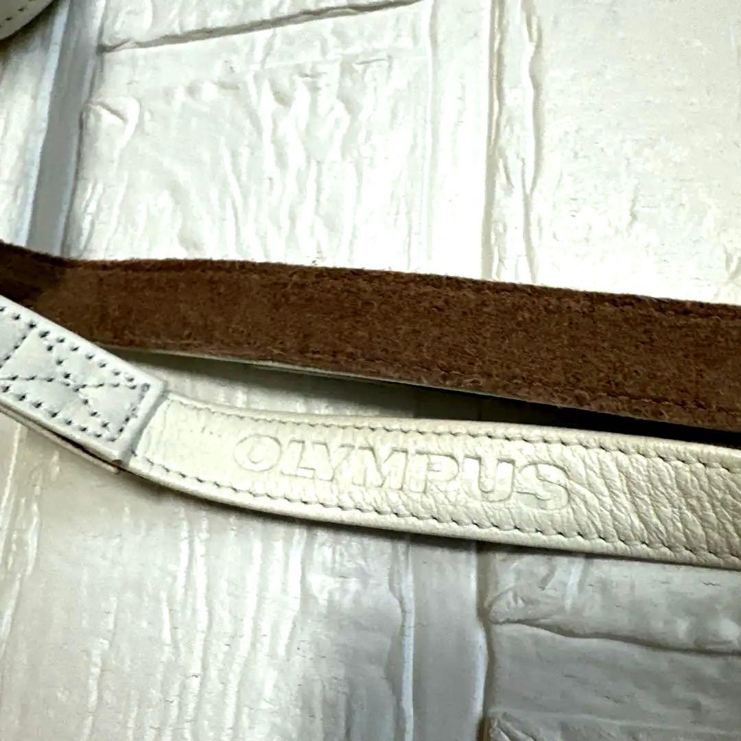 【レンズ３本・カメラはサービス】匿名送料無料　オリンパスPEN EP3