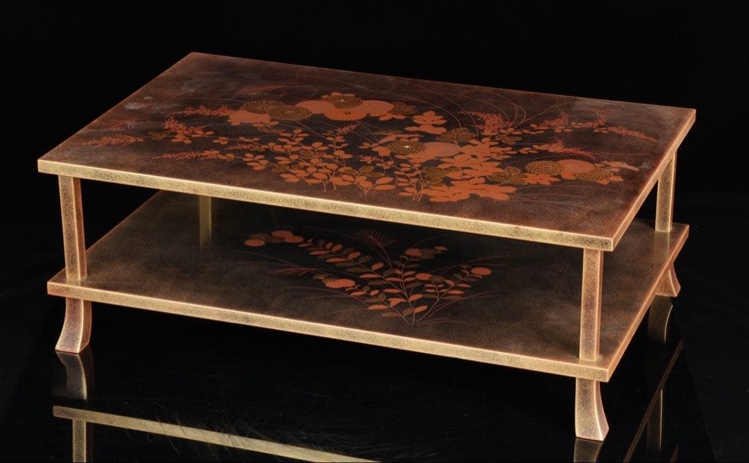 金蒔絵螺鈿黒漆 二段平卓 文机 花台 飾台 茶道具 木箱付 幅52.5㎝ 工芸品