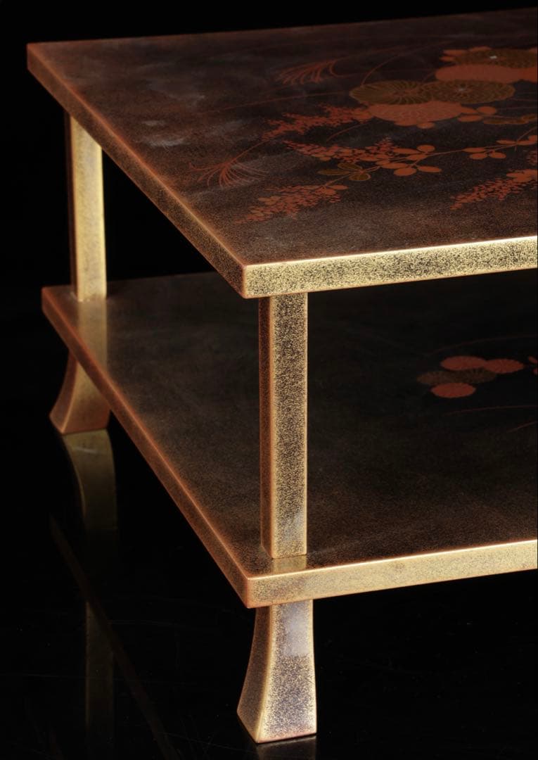 金蒔絵螺鈿黒漆 二段平卓 文机 花台 飾台 茶道具 木箱付 幅52.5㎝ 工芸品