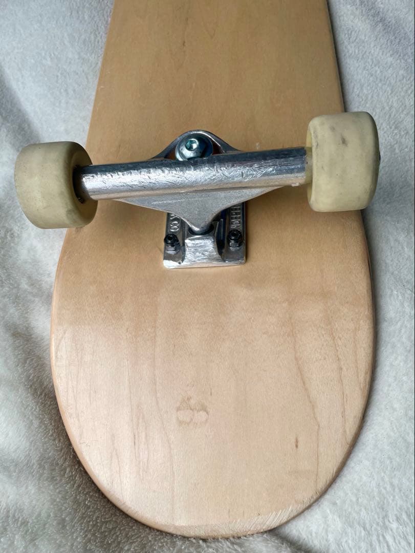 中古　スケートボード コンプリート　8.125 ブランク　インディペンデント