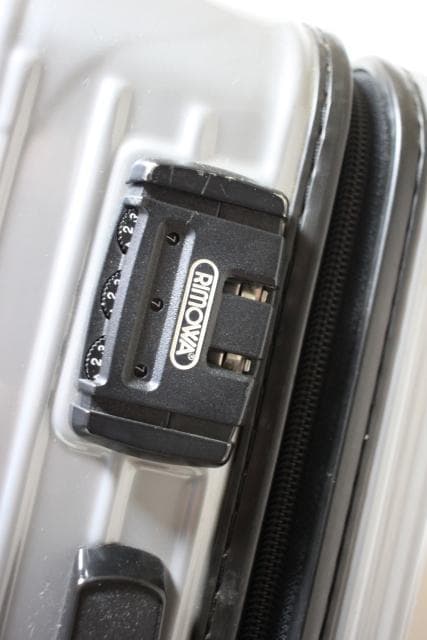 リモワ サルサ 2輪 キャリーケース 35L 機内持ち込み 856.52