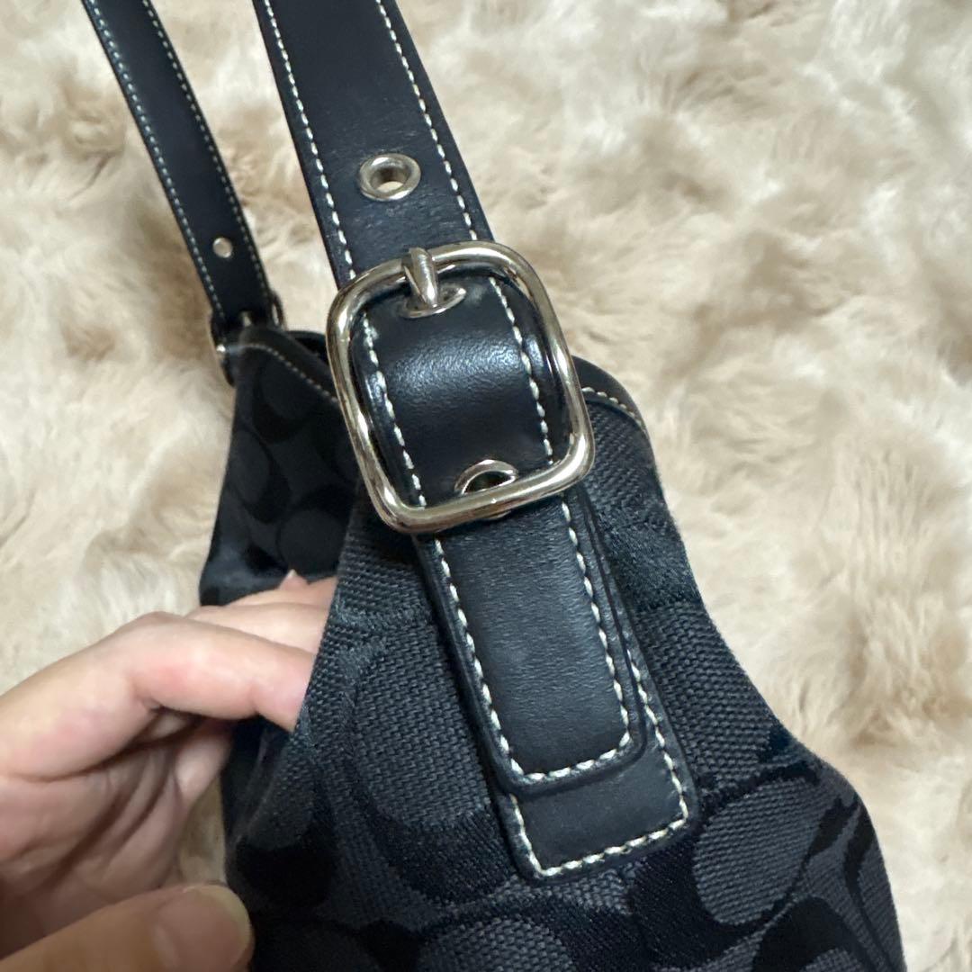 ブラックキャンバスショルダーバッグ