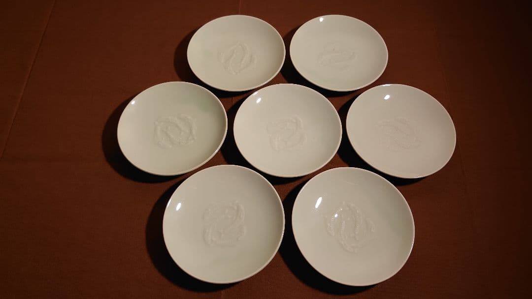 李朝　青磁　古伊万里　伊万里　陽刻　魚の図　蔵出し　７客