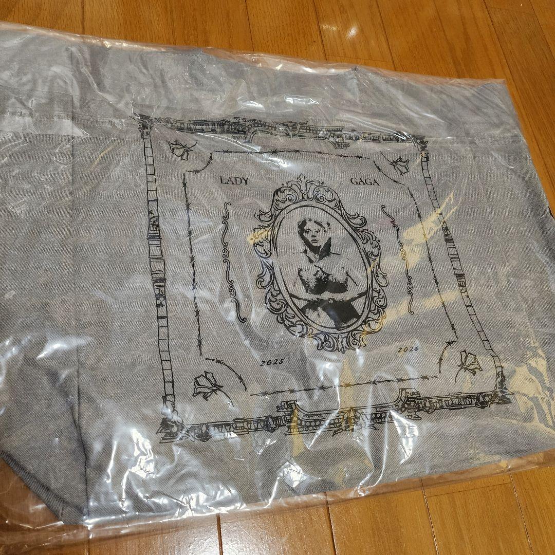 LADY GAGA トートバッグ OPERA HAUS TOTE(GRAY)