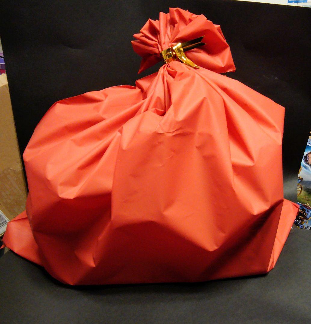 ◎新品 タカラトミー うまれて！ウーモ ジュラシックワールド T-レックスエッグ