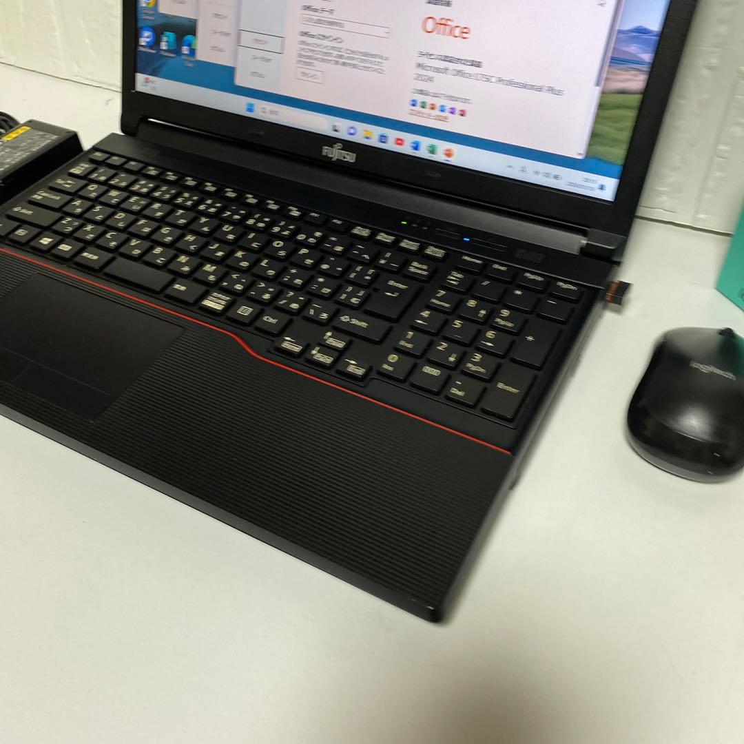 Windows11 オフィス付き　Core i5 SSD メモリ16GB 富士通