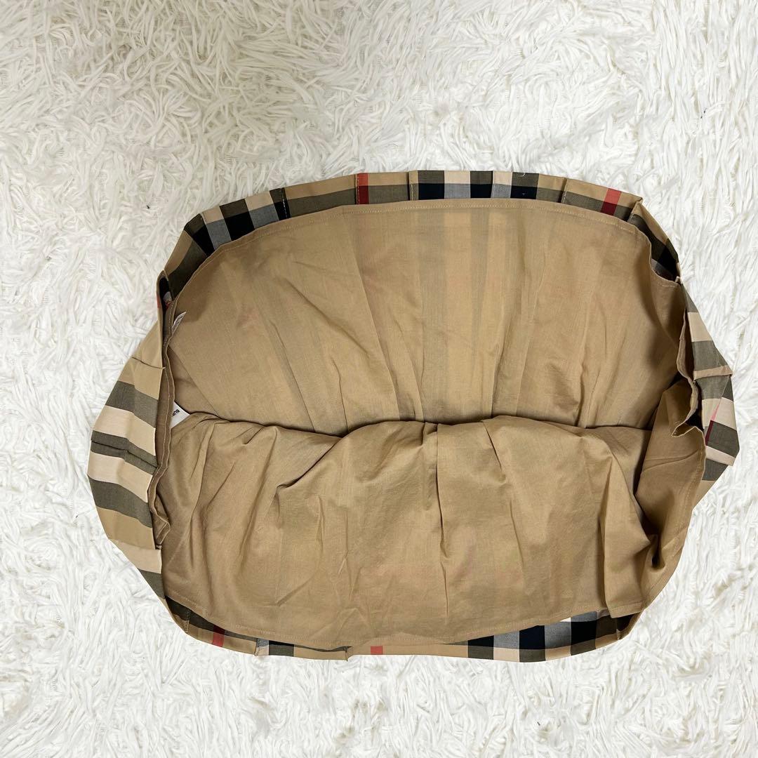 新品✨バーバリー　スカート　ノバチェック　プリーツ　フレア　4歳　104cm