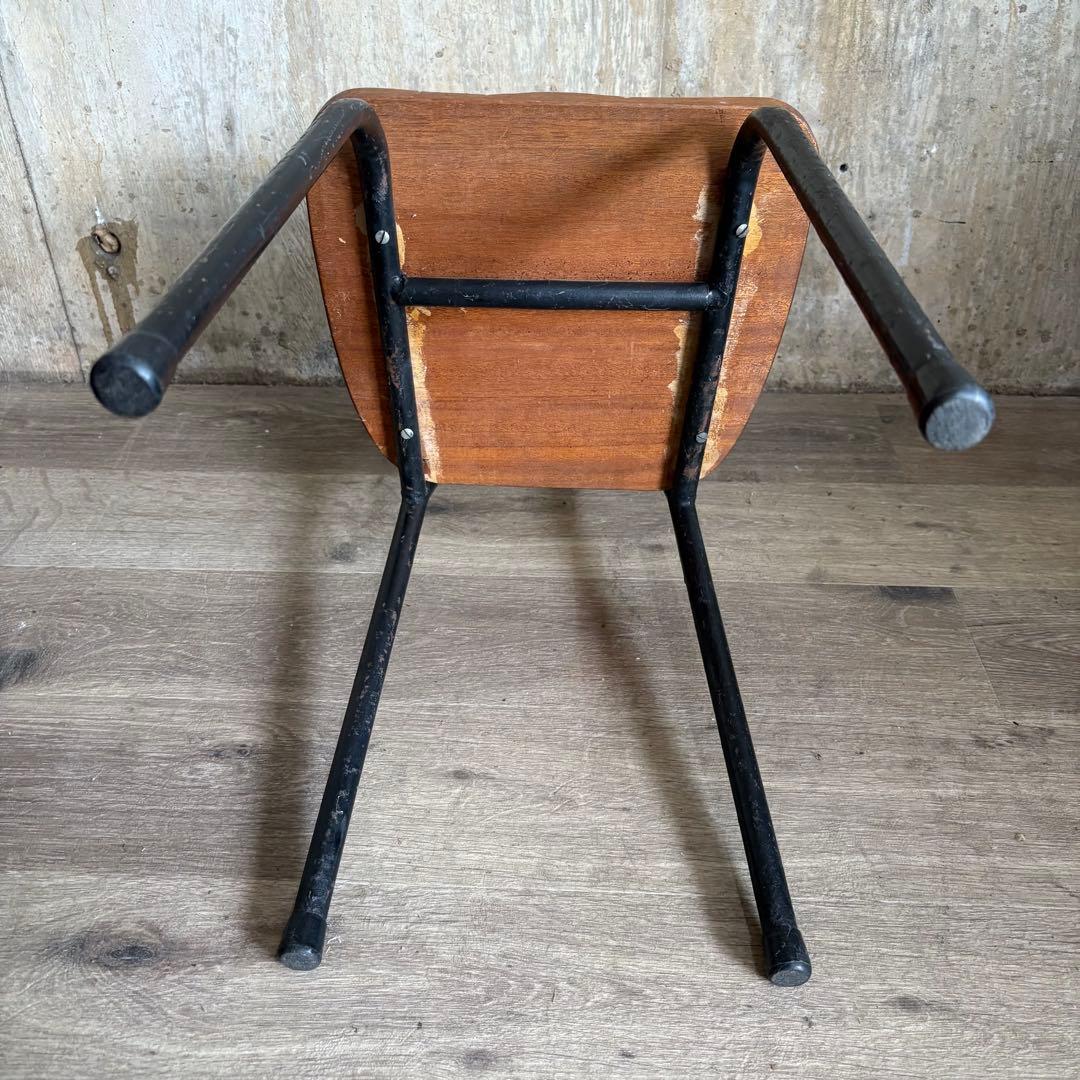 ヴィンテージチェア　古材×パイプ　リメイク　子供椅子　学校椅子　黒