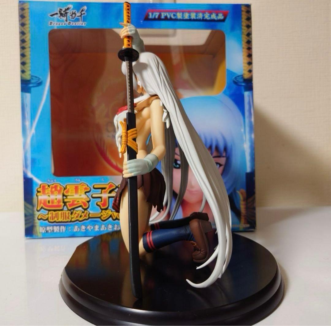 趙雲紫龍　制服ダメージver フィギュア