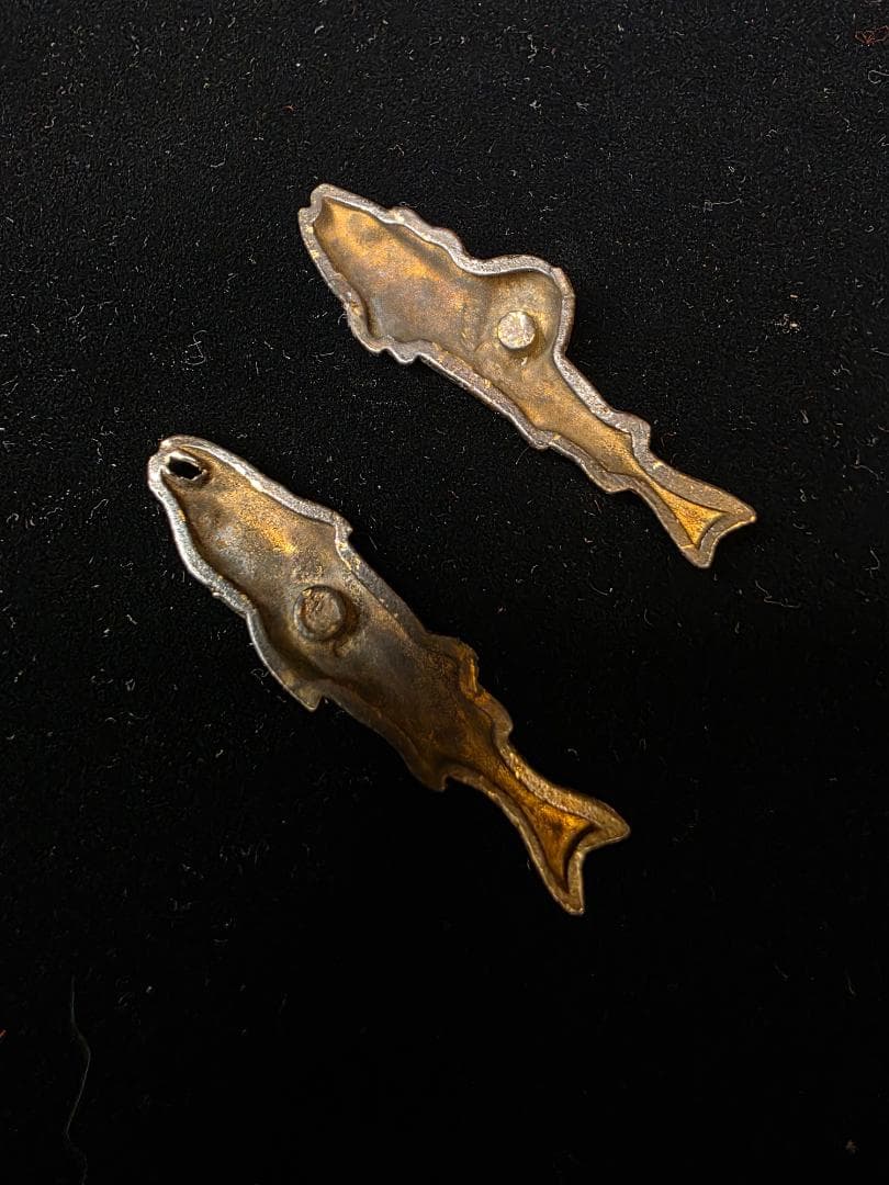 無銘 目貫 銅地 鮭に鼠図 拵 日本刀 刀装具 骨董 古美術 江戸時代 時代物