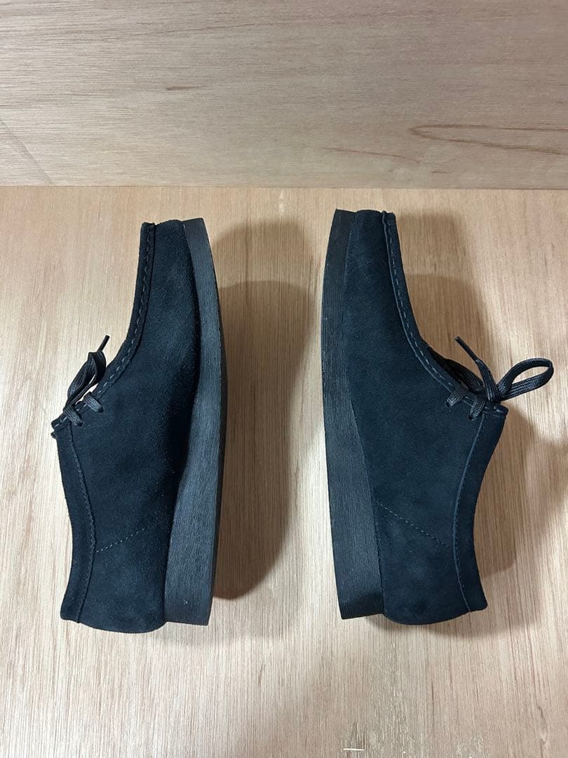 靴 Clarks Wallabee 2 WP