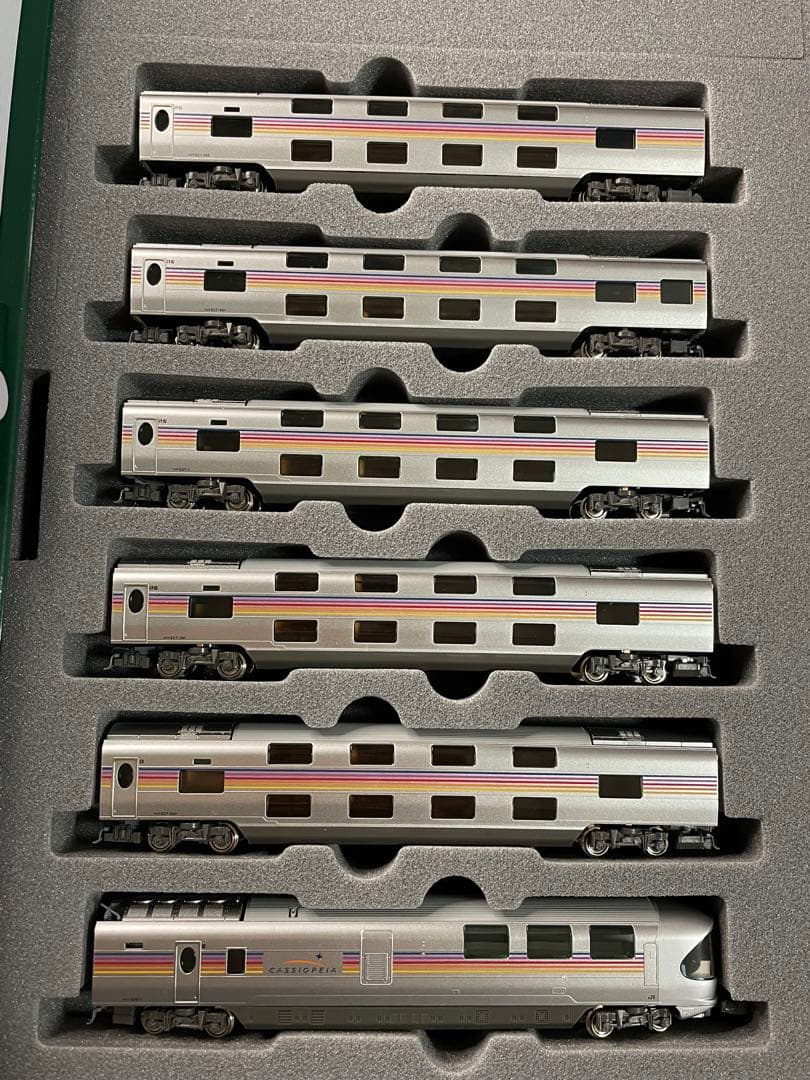 KATO EF81+カシオペア　フル編成