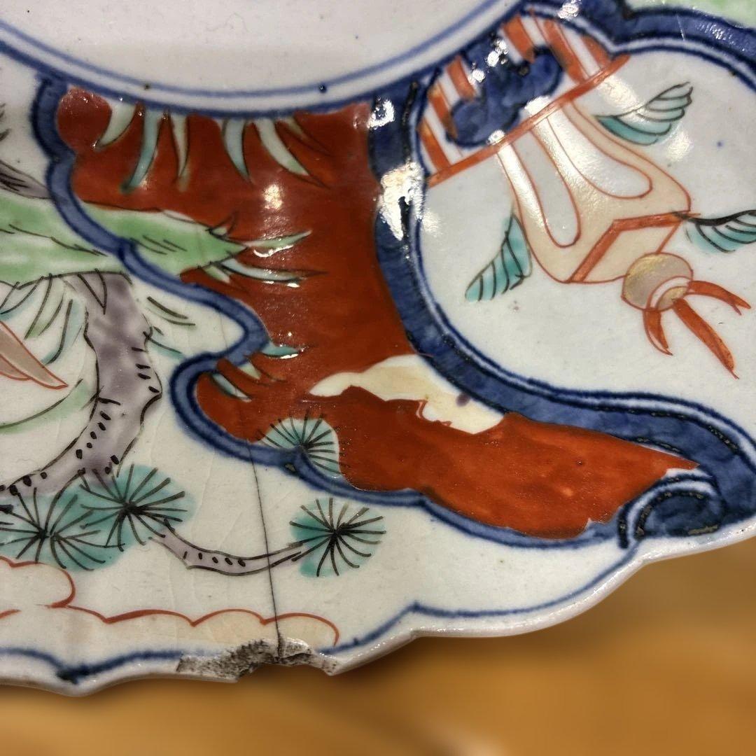 大鉢　色絵　輪花器　波型の青赤花模様菓子器