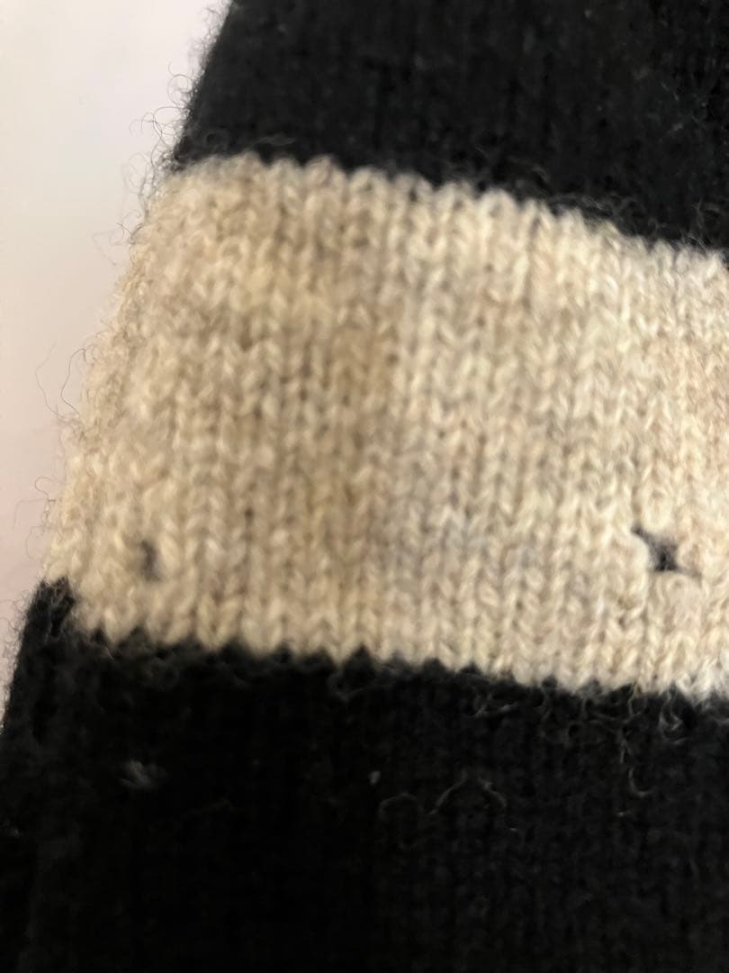 Vivienne Westwood /ヴィヴィアン ボンボン耳当て付ニット帽