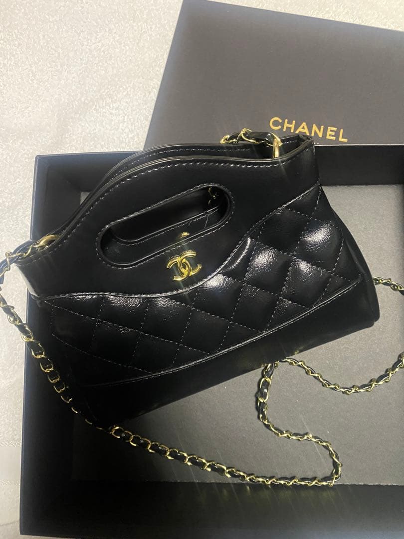 シャネル CHANEL 31チェーンクラッチバッグ