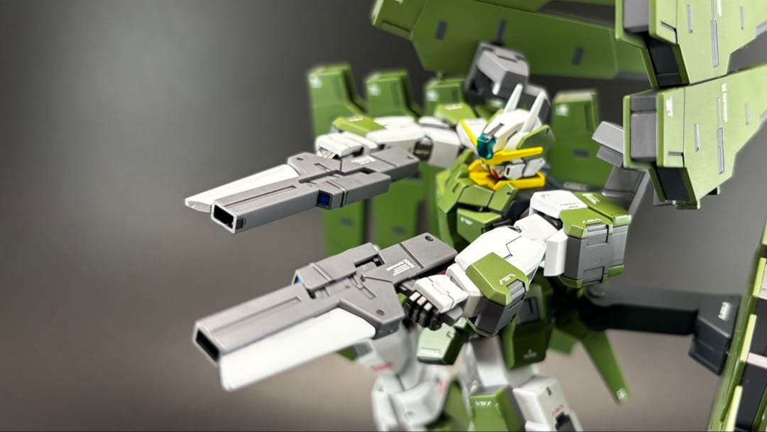 【塗装完成品】ＨＧ 1/144 ガンダムサバーニャ（最終決戦仕様）