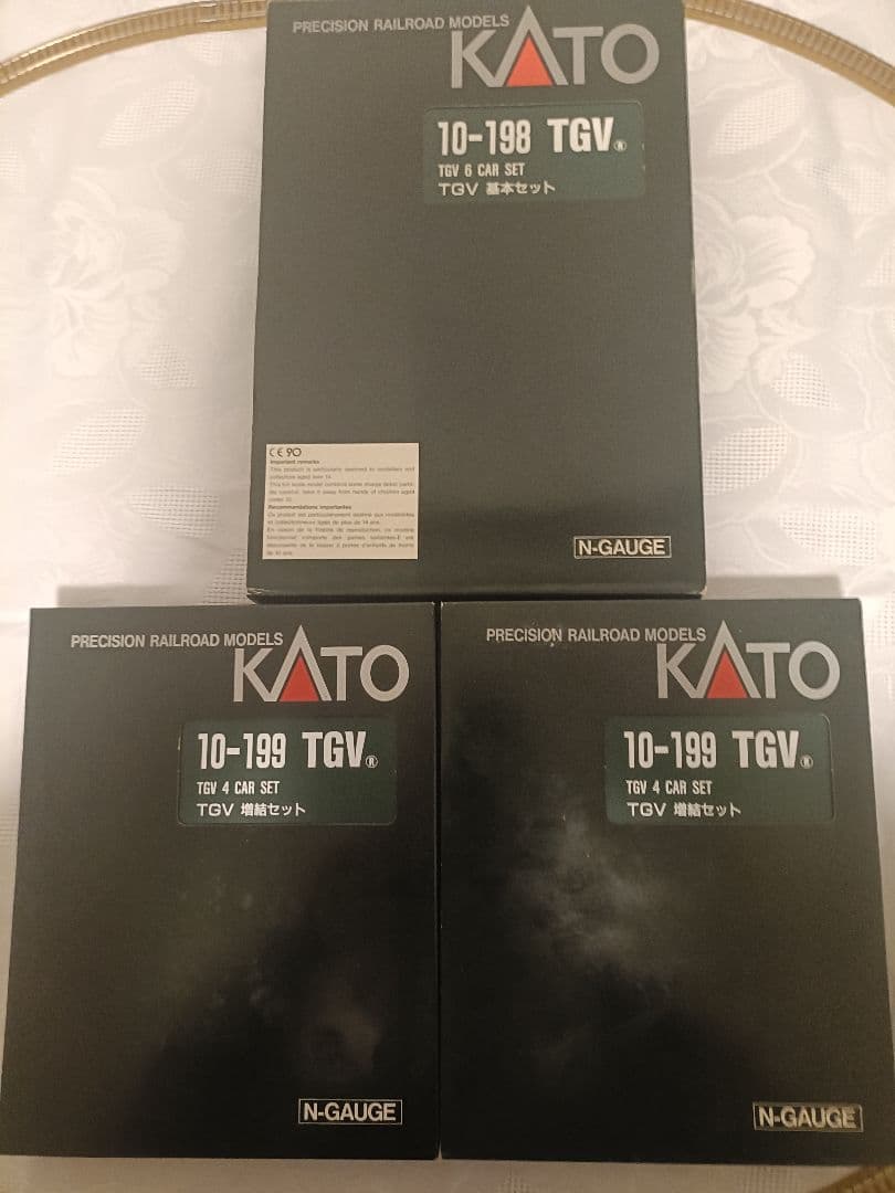 KATO 10-198 基本＋10-199 増結×2 計14両セットケース付現状