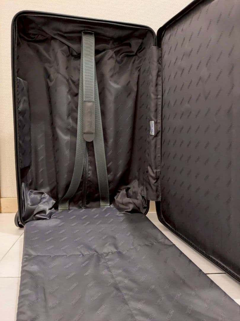 リモワ サルサデラックス 3Suiter ブラック 85L 4輪