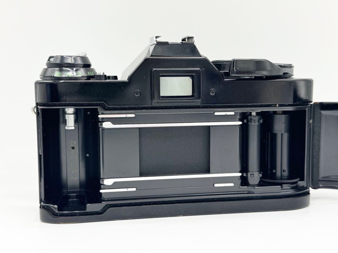 【完動品】Canon AE-1 PROGRAM + FD 50mm F1.8