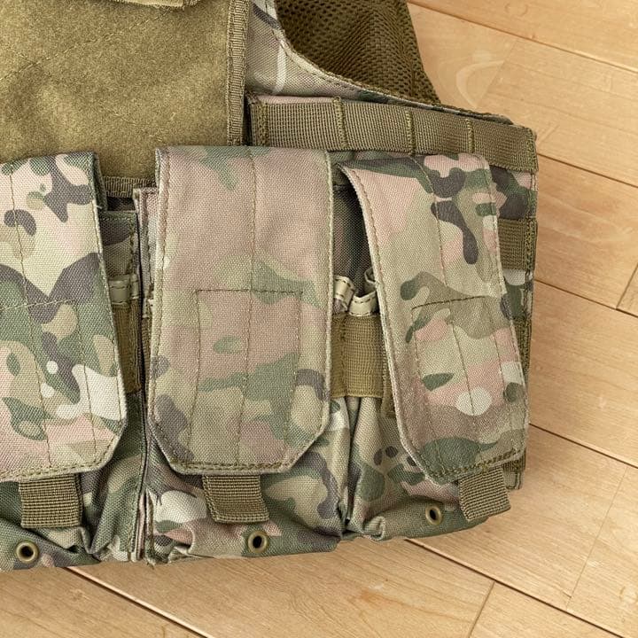 サバゲー用アーマーベスト& 腰ベルトポーチ　マルチカモ