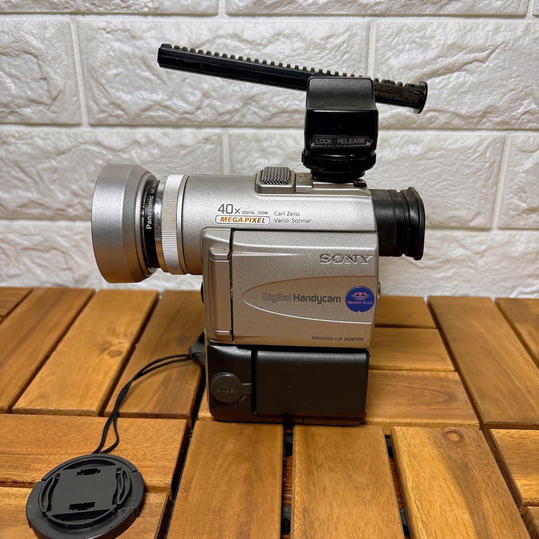 SONY Digital Handycam DCR-PC100 ビデオカメラ