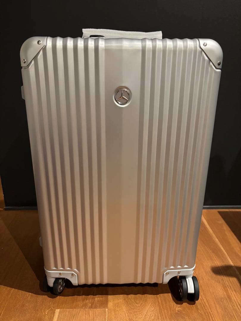 【新品未使用】送料込み 65L メルセデスベンツ　キャリーケース　スーツケース