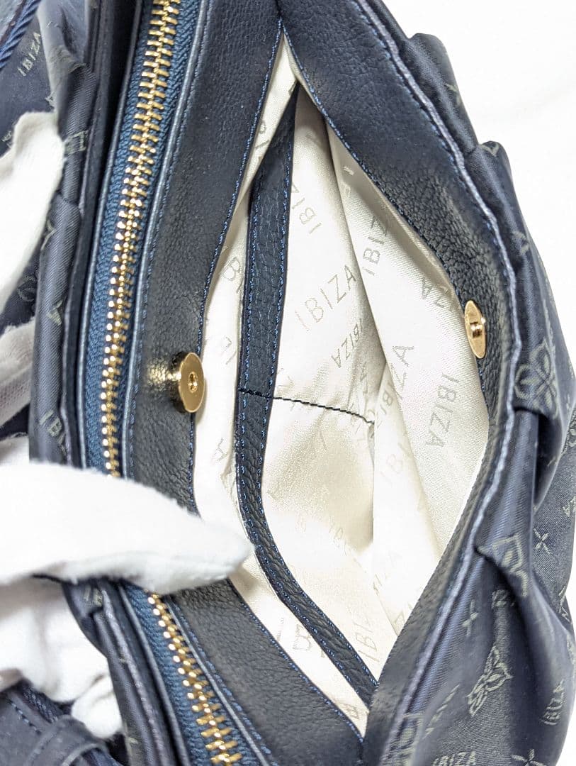 IBIZA　ナイロン　ショルダーバック　総柄 ネイビー