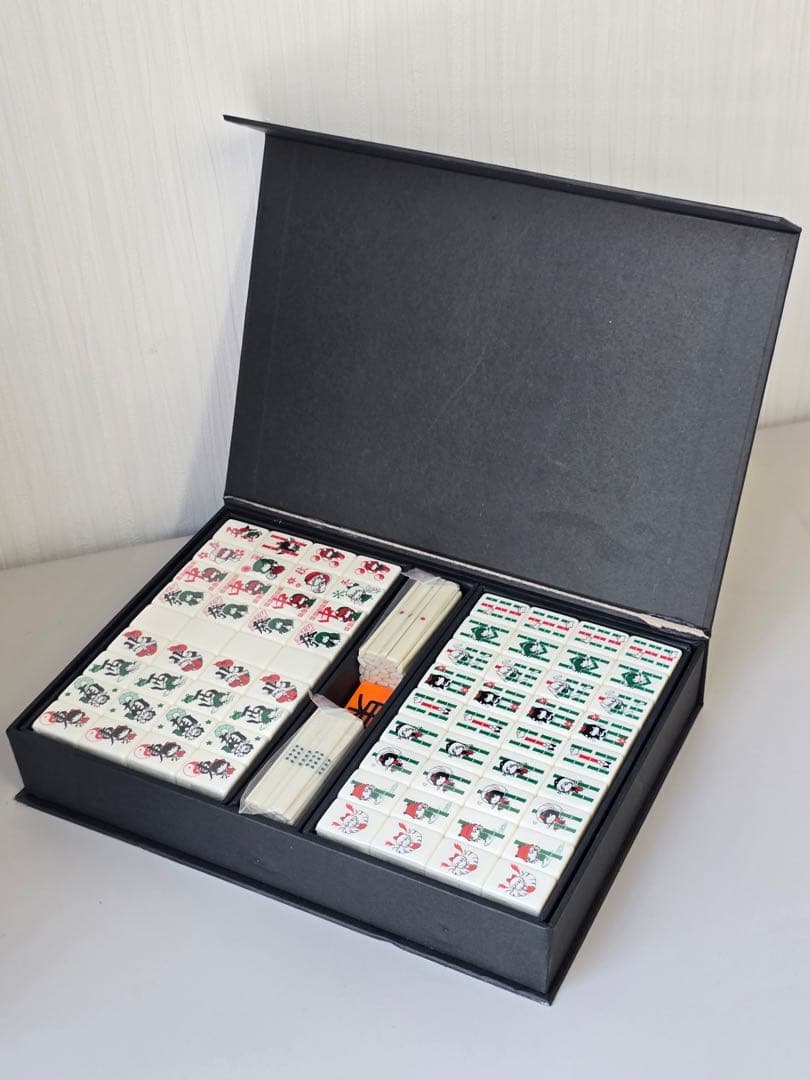 ★未使用•シュリンク付き★ 東方Project 麻雀牌 2012年モデル