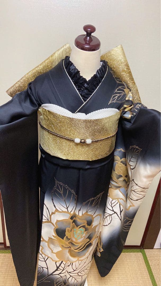 振袖フルセット　黒金花柄　振袖　振袖６点セット　袋帯　成人式