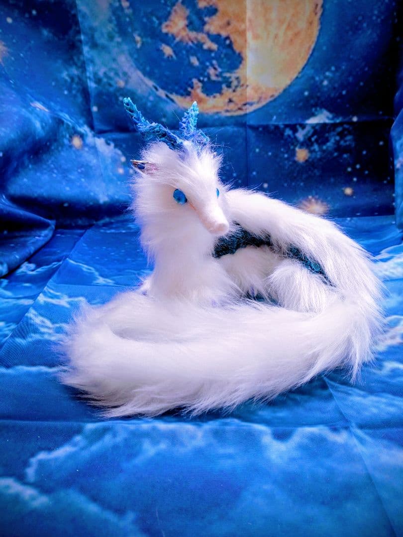 双尾天龍　アートドール　ハンドメイドぬいぐるみ　龍　幻獣　ドラゴン蓄光琉球ガラス