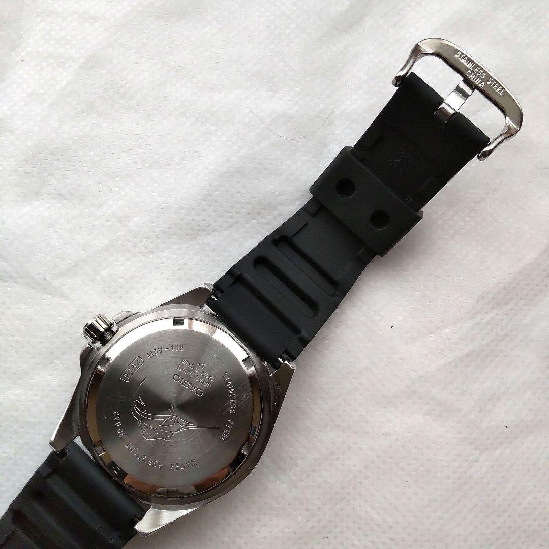 【新品・未使用品】CASIOカシオ (MDV-106)カジキダイバー日本未発売