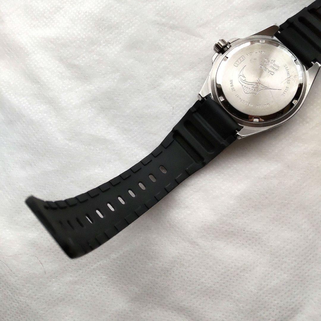 【新品・未使用品】CASIOカシオ (MDV-106)カジキダイバー日本未発売