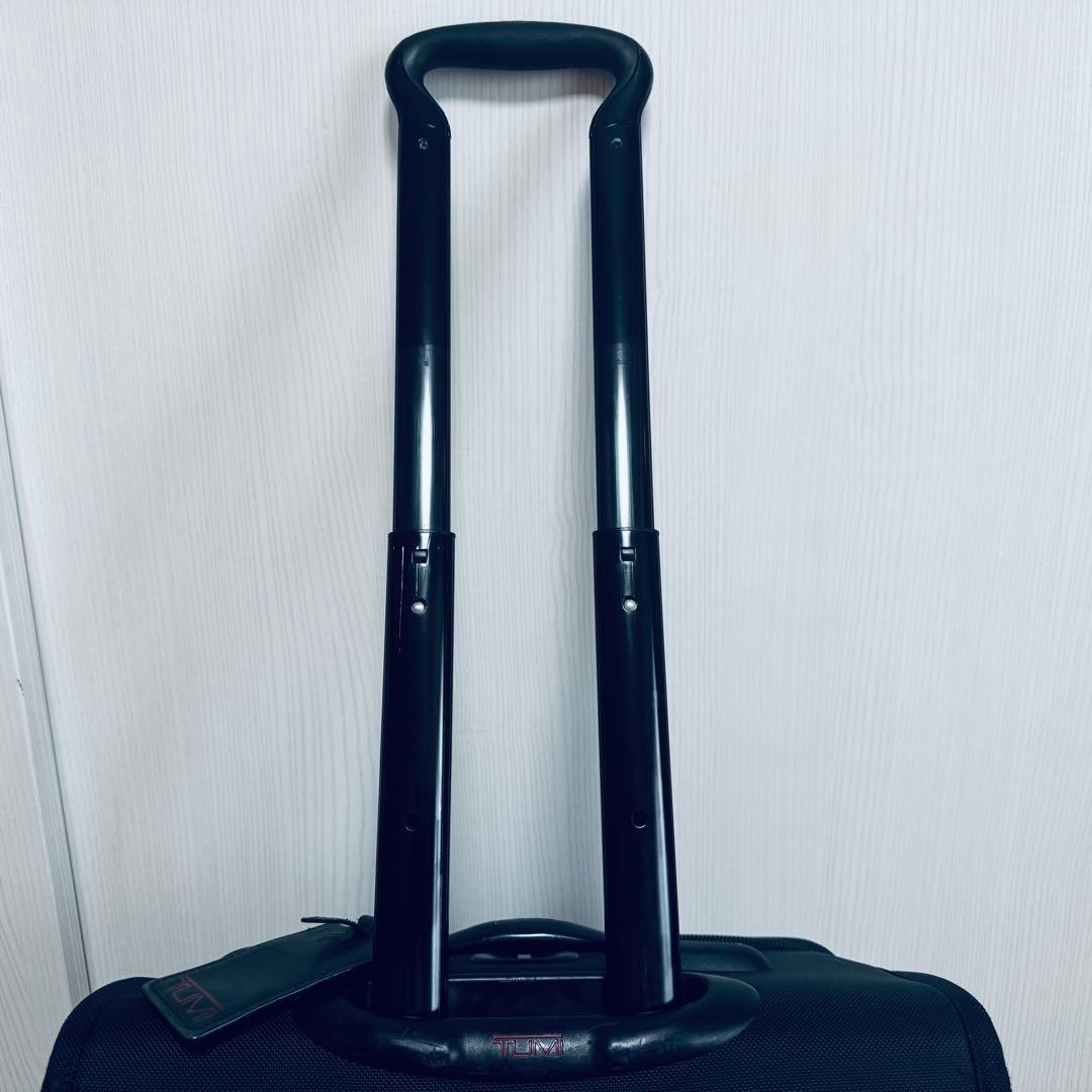 廃盤　TUMI トゥミ　キャリーケース　スーツケース　ブラック　22021DH