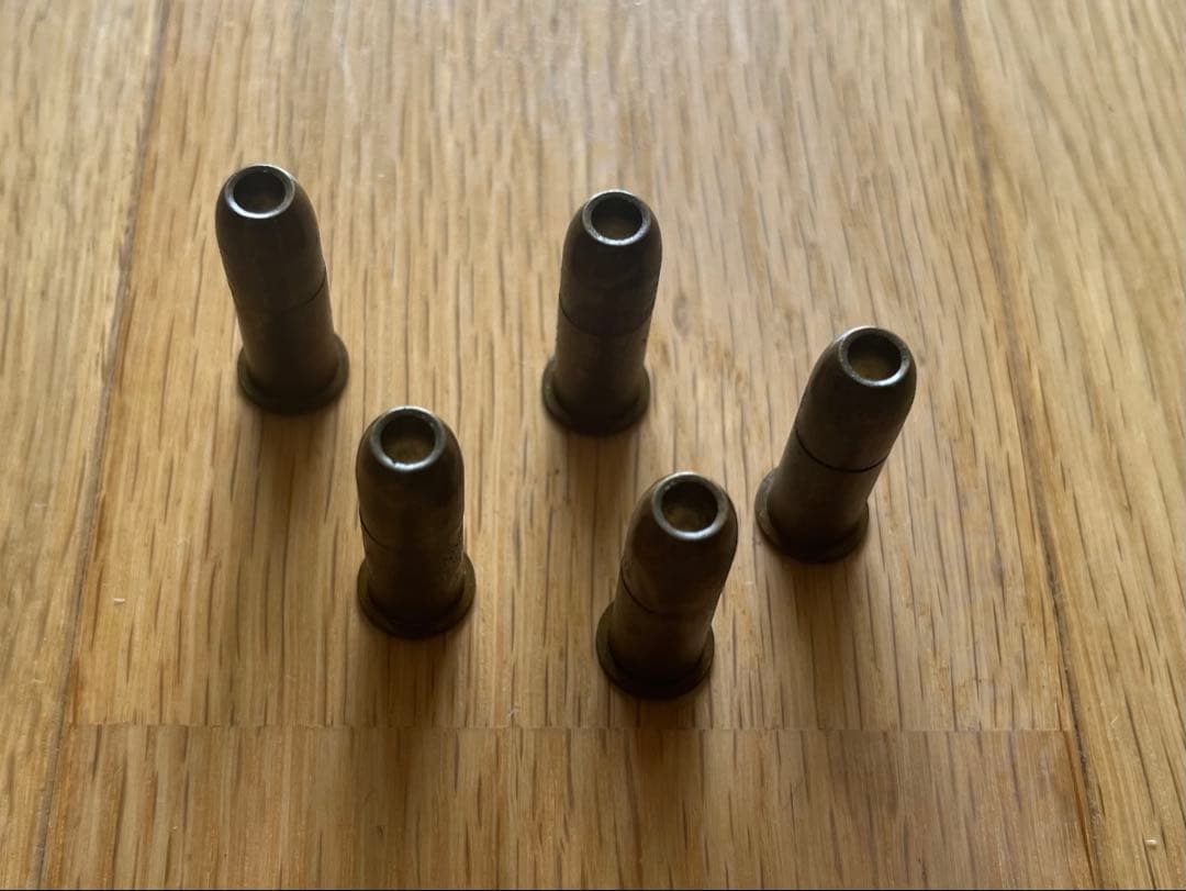 国際産業　金属製リボルバー カートリッジ5個付き　未発火