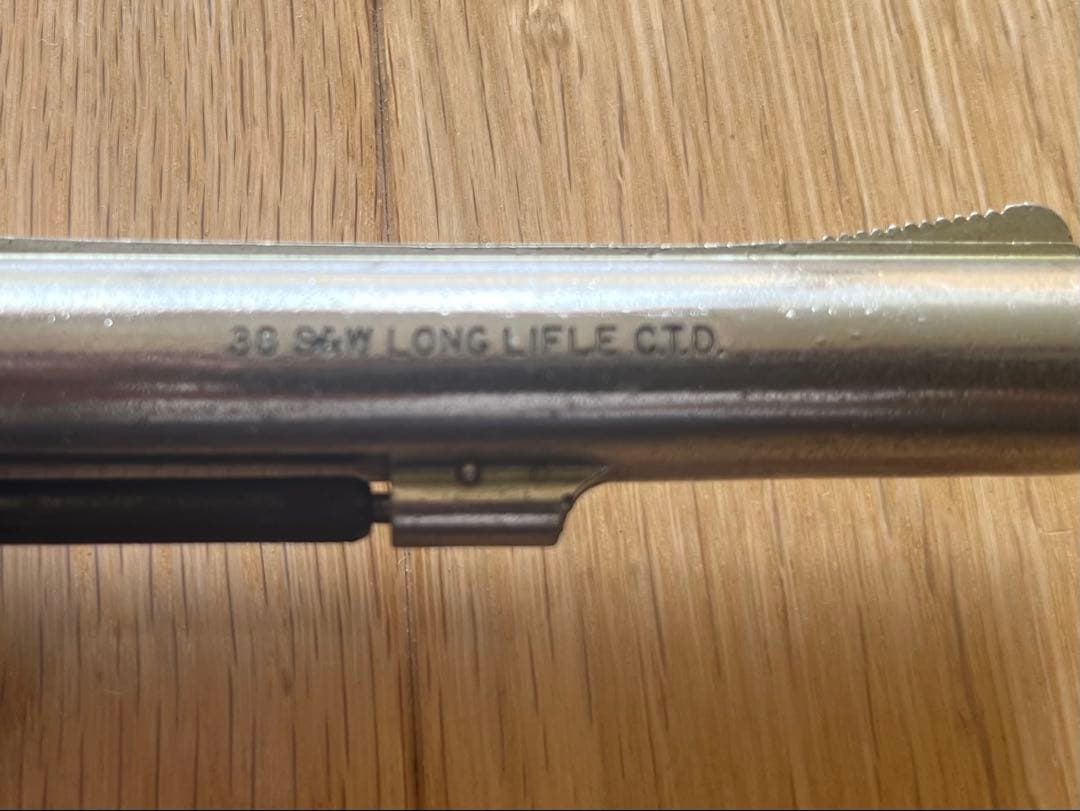 国際産業　金属製リボルバー カートリッジ5個付き　未発火