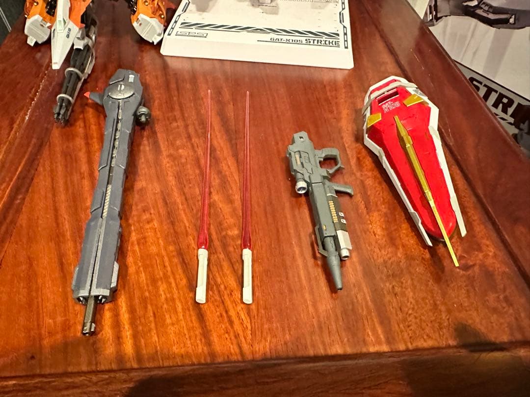 メタルビルド　エールストライクガンダム　ガンバレルストライカー　開封品