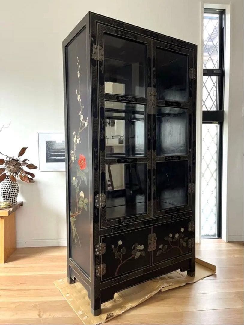 【今月末まで】中国美術　中国家具　螺鈿細工　骨董　石細工　黒塗り キャビネット