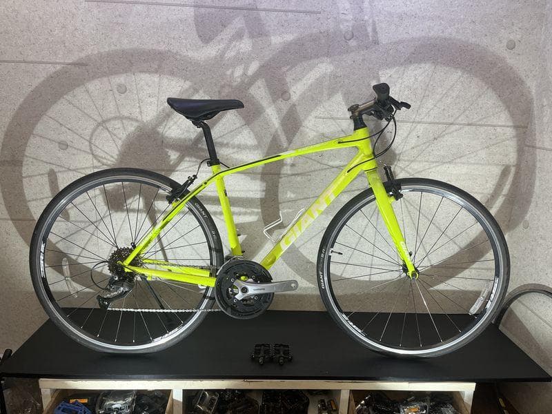 GIANT ESCAPE RX S ジャイアント　クロスバイク イエロー