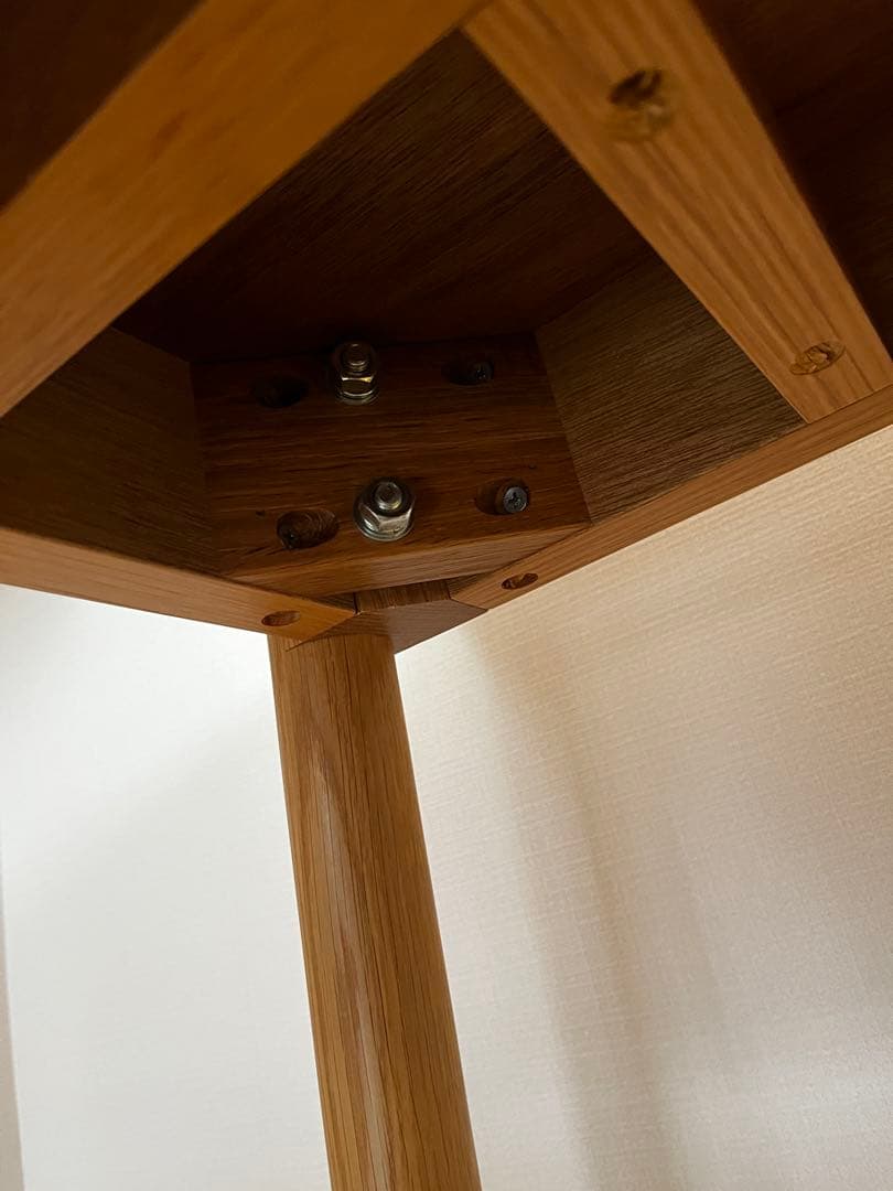 IDEE STILT TABLE 1000 スティルト テーブル