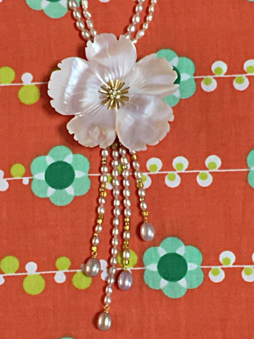 ブローチ  兼用  淡水パールとシェルのネックレス