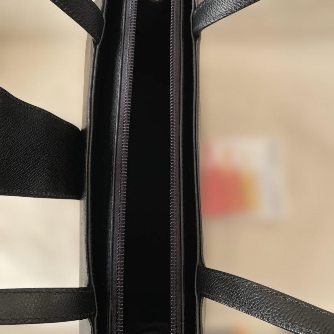 GVENCHY ジバンシー　牛革　ハンドバッグ　フォーマル