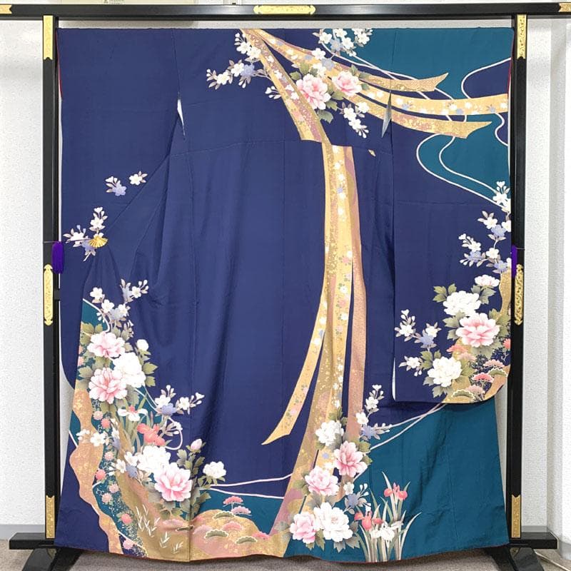 511z50.410y11.小物類〇振袖 金彩 牡丹 桜 熨斗 紺色〇美品