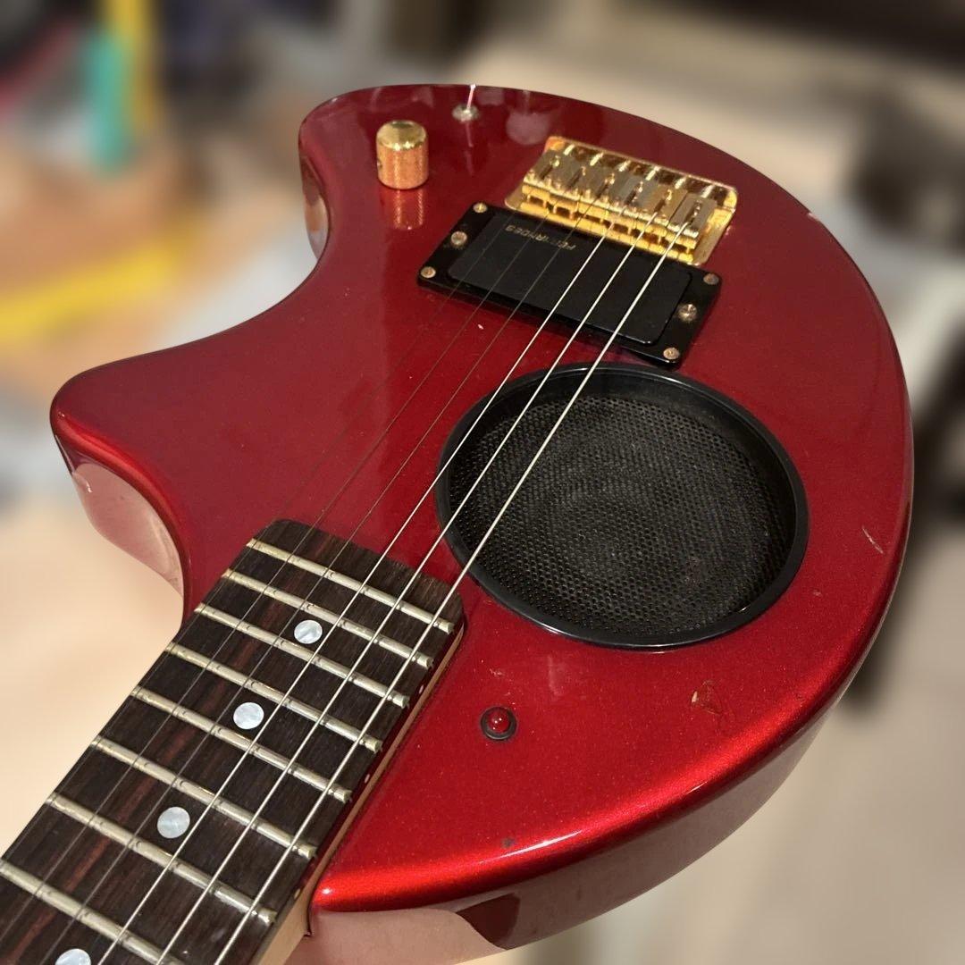 Fernandes zo-3レッドエレキギター 内蔵スピーカー付き