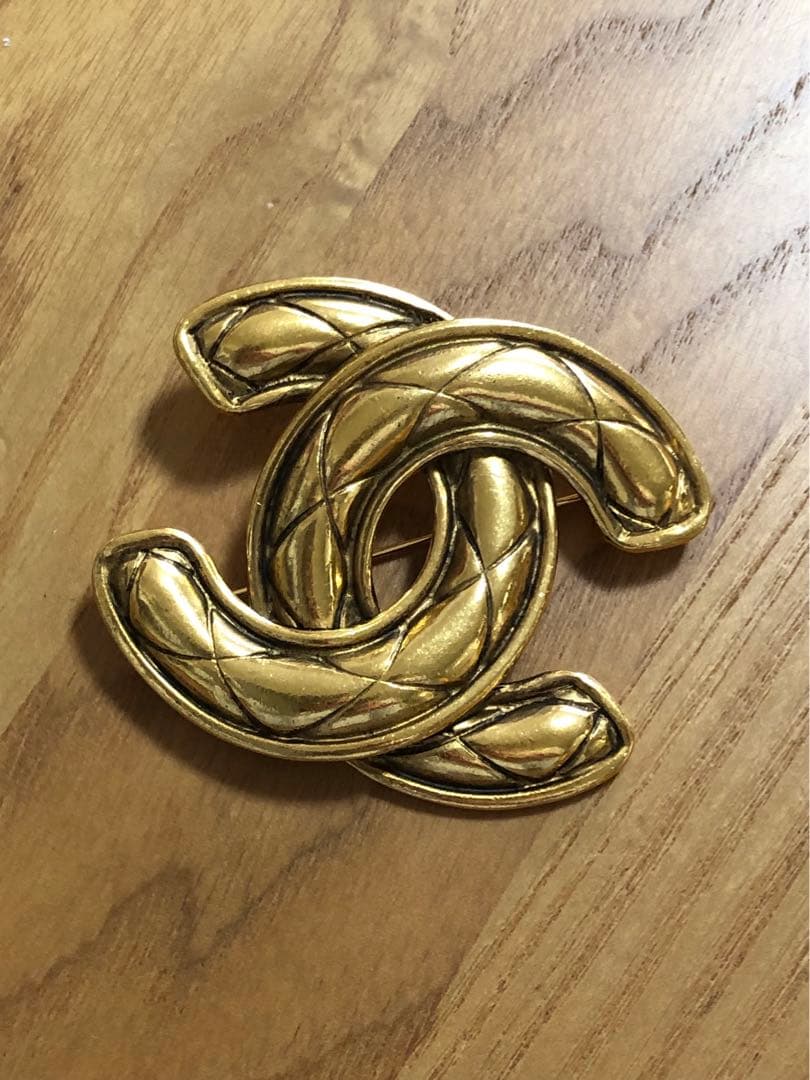 17時までの限定価額♡シャネル　マトラッセ　ブローチ