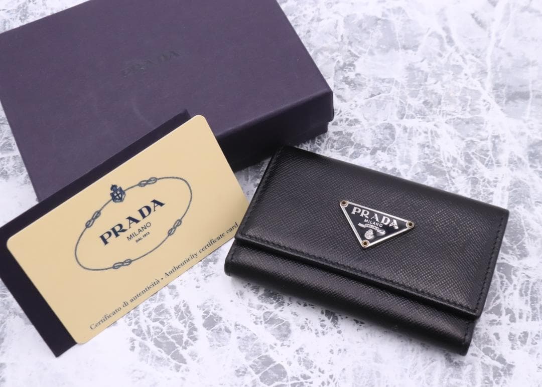 ◇PRADA プラダ キーケース M222A サフィアーノレザ－ 箱付き