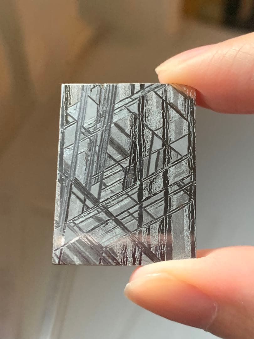 ギベオン鉄隕石　スライス標本　メテオライト　セリコ　パワーストーン　化石　根付