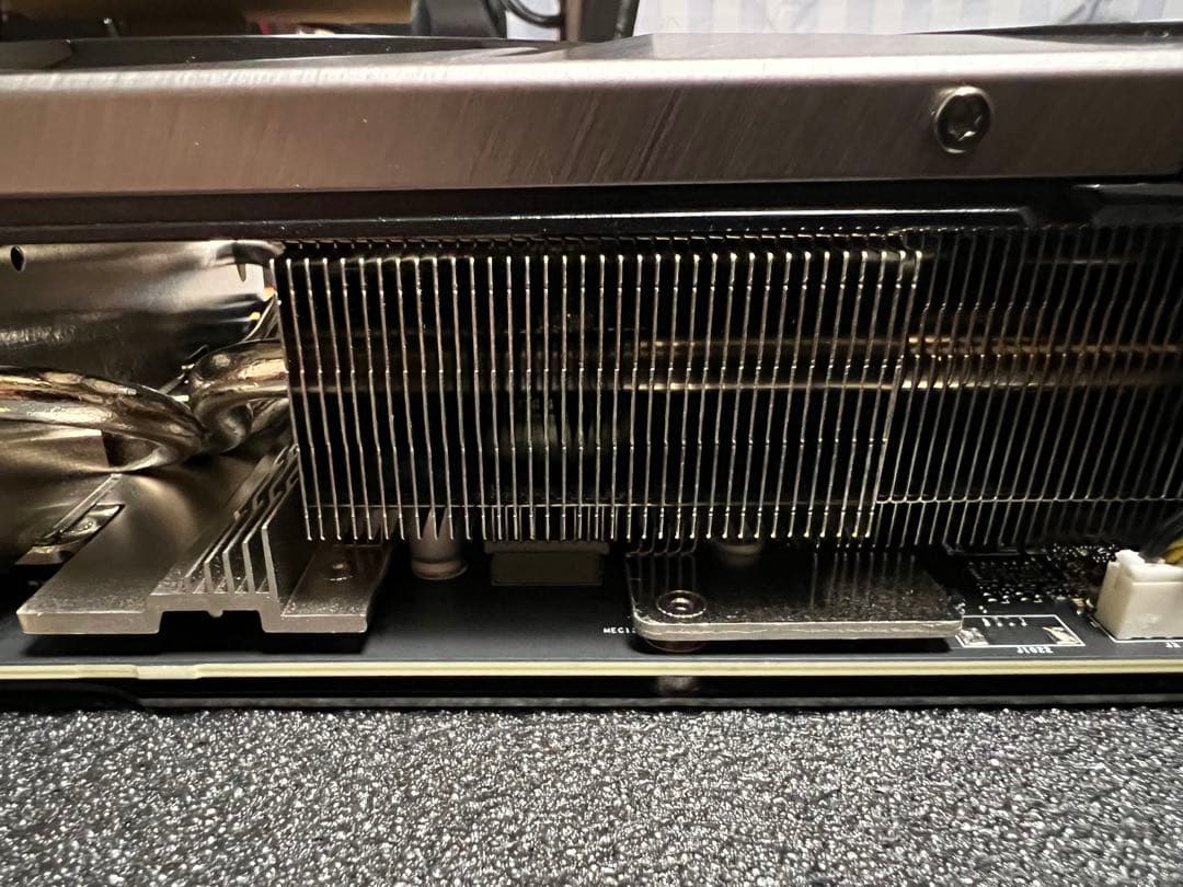 MSI GeForce RTX 3080 Ti SUPRIM X 本体